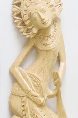 박대통령 목각인형 70만원…크레용팝 헬멧 30만원<위아자 나눔장터 기증품 경매>