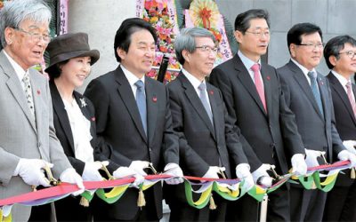 제주 김만덕기념관이 개관했습니다.