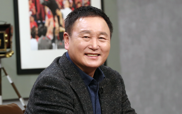 허정무 부총재, 출연료 기부