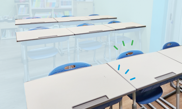 새 책상과 의자가 생겼어요!