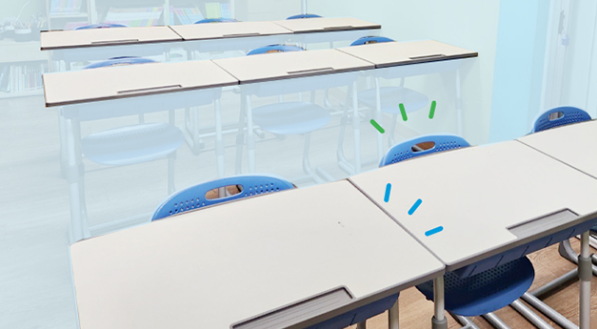 후원자님이 선물해주신 새 책상