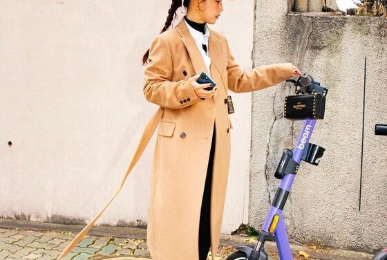 [위아자2023] 배우 기은세, 발렌티노 토트백 내놨다…인스타 올렸던 그 백