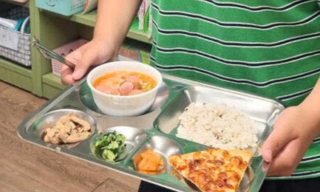 “선생님, 오늘 메뉴는 뭐예요?” | 2025 결식아동 지원사업 결과보고
